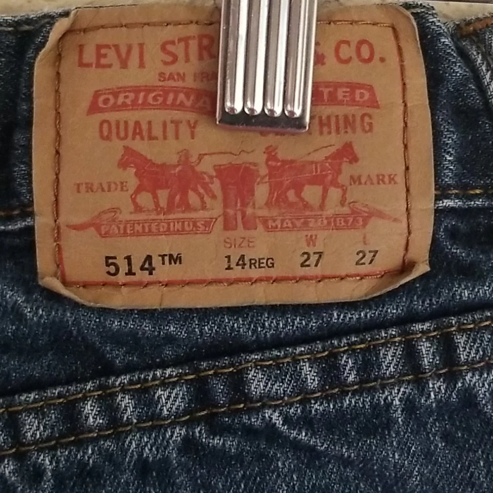 Levis excellent use